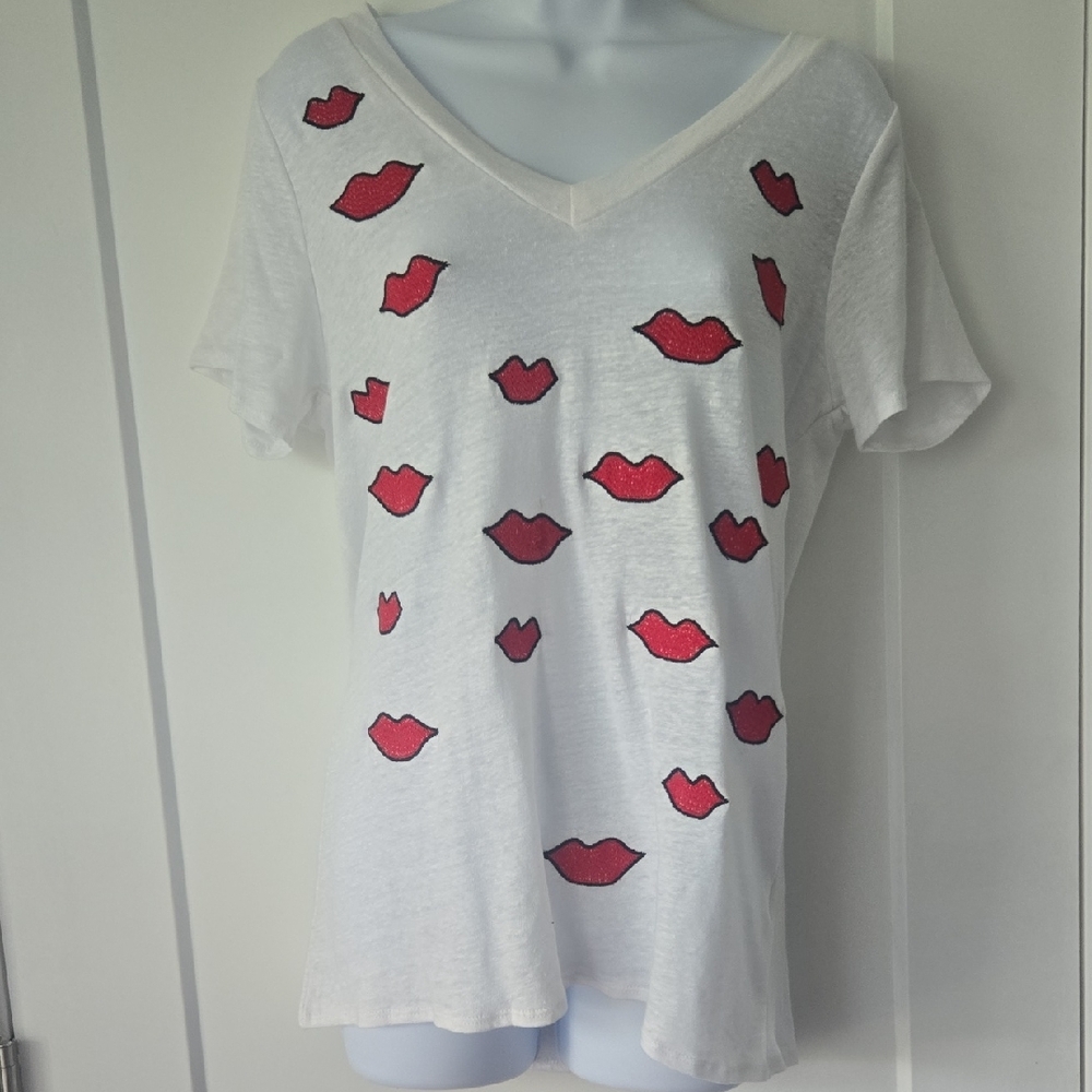 Red and White Graphic Tee with Short Sleeves